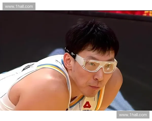 全运会篮球直播精彩对决 见证顶级球员巅峰对决激烈赛事实时呈现